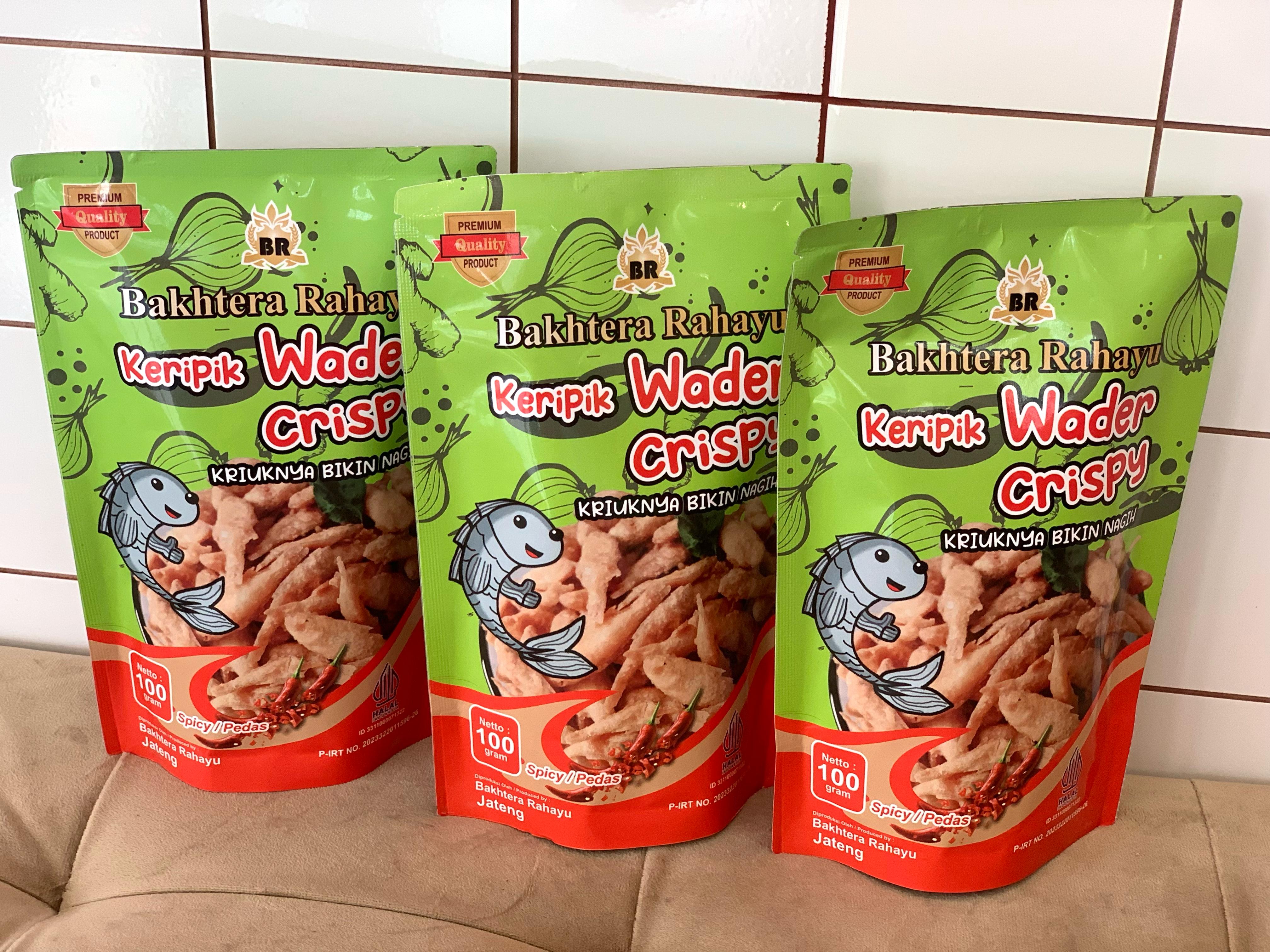 KERIPIK BAKHATERA RAHAYU Wader Spicy  Crispy Cemilan